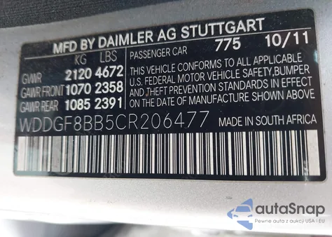 2012 Mercedes-Benz C 300 Sport 4Matic z USA, uszkodzony, nr VIN WDDGF8BB5CR206477